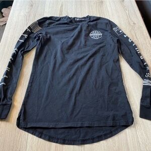 DOYOUEVEN do you even Black Long Sleeve Tee with Graphic Sleeves top shirt